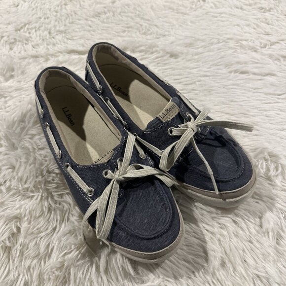 LL Bean womens 7.5 Medium comfort boat shoes blue tie preppy timeless - Picture 1 of 10